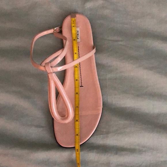 Furla soft pink patent t-strap sandal - Picture 8 of 8